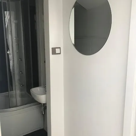 Wilcza Apartment