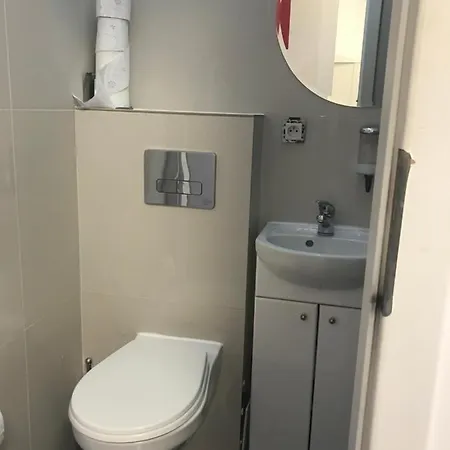Wilcza Apartment